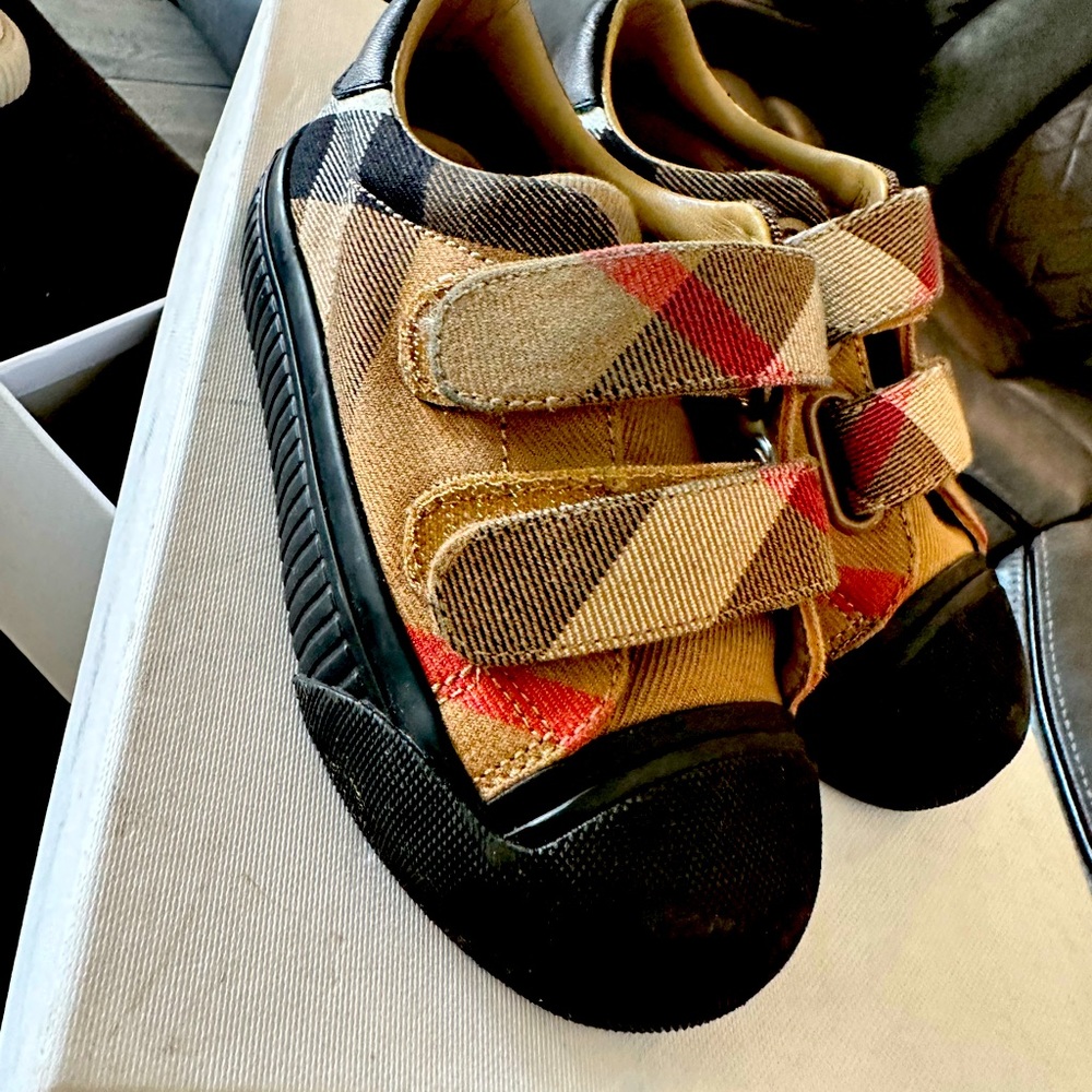 Beautiful toddler Burberry shoes